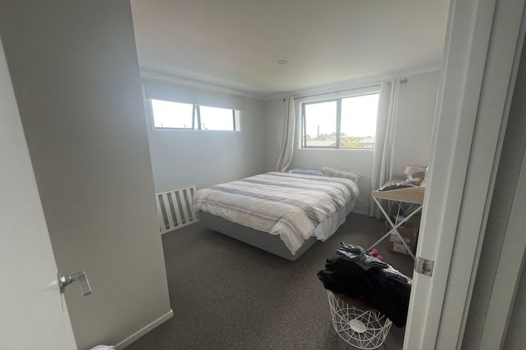 Photo of property in 114-118 Banks Street, Marfell, New Plymouth, 4310