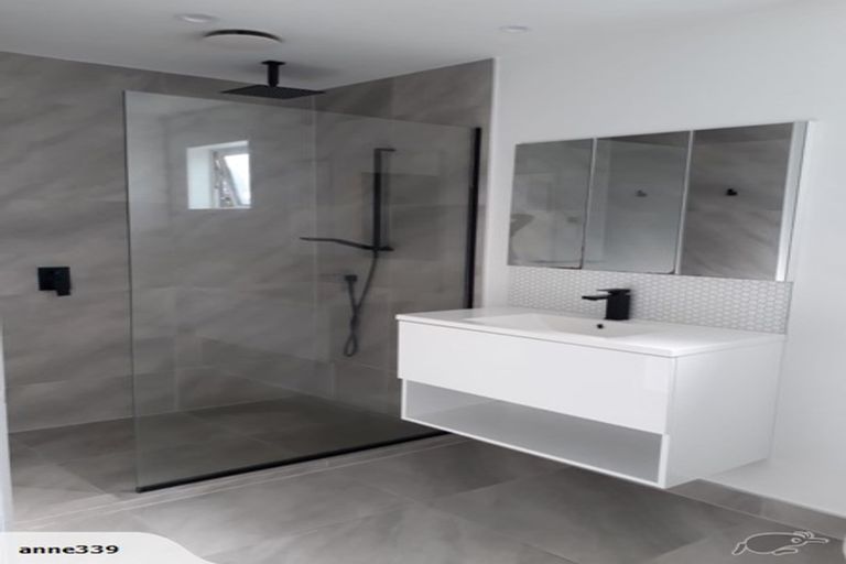 Photo of property in 29 Cassino Street, Bayswater, Auckland, 0622