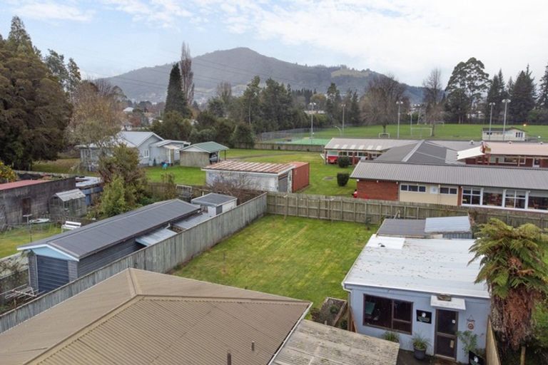 Photo of property in 31 Clyde Street, Utuhina, Rotorua, 3015