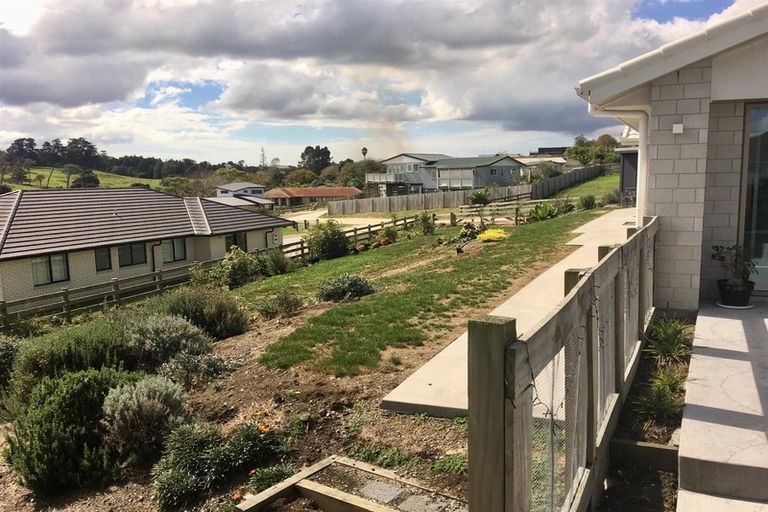 Photo of property in 25 Calla Street, Maungaturoto, 0520