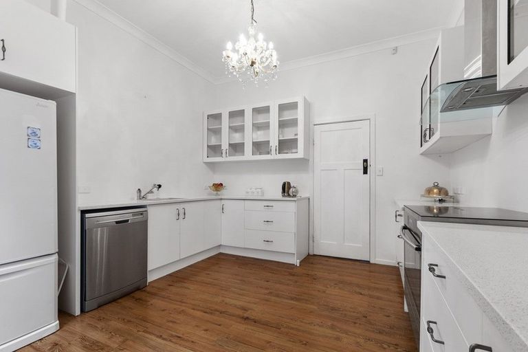 Photo of property in 57 Beach Road, Pahurehure, Papakura, 2113