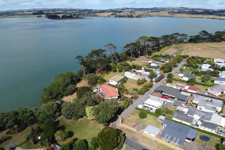 Photo of property in 1 Cliff Lane, Glenbrook, Waiuku, 2681