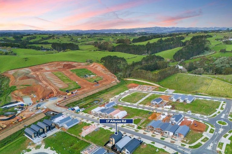 Photo of property in 17 Aituaa Road, Pukekohe, 2120