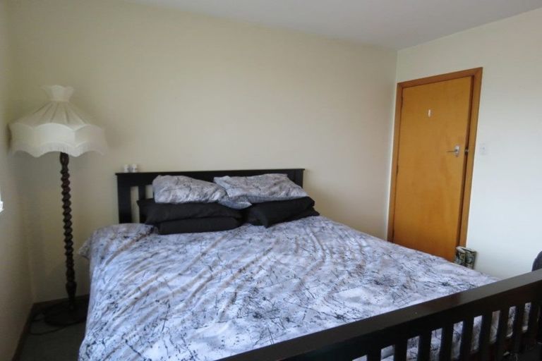 Photo of property in 2/28 Mona Vale Avenue, Riccarton, Christchurch, 8011