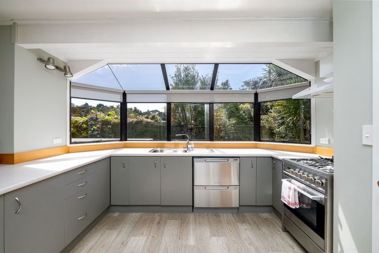 Photo of property in 2 Tuatahi Place, Kerikeri, 0230