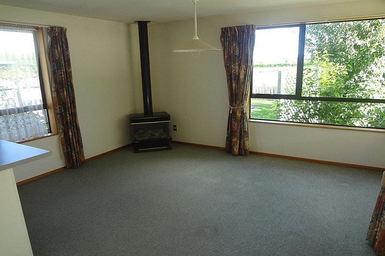 Photo of property in 19 Devon Crescent, Darfield, 7510