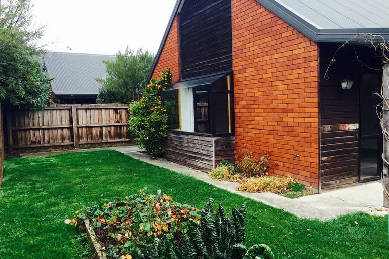 Photo of property in 104 Forfar Street, St Albans, Christchurch, 8014