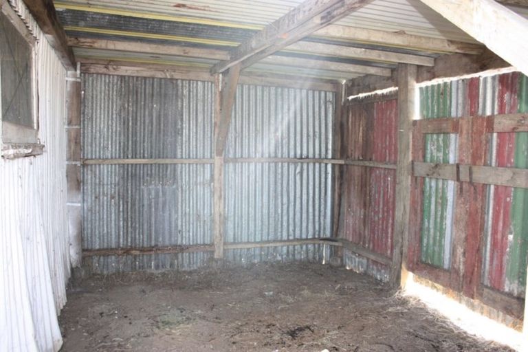 Photo of property in 313 Gaisford Road, Kumeroa, Dannevirke, 4972