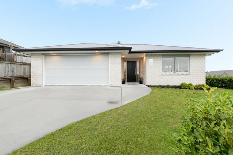 Photo of property in 109 Condor Drive, Pyes Pa, Tauranga, 3112