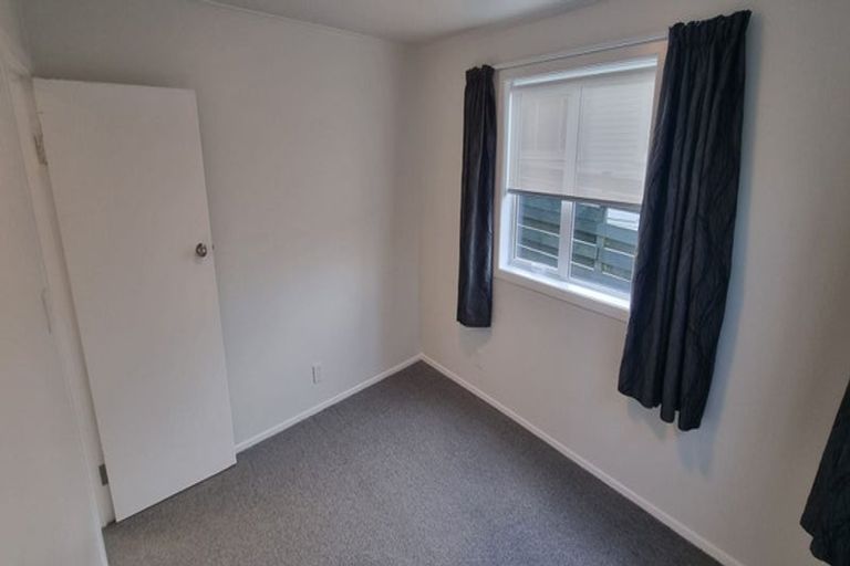 Photo of property in 5 Bay Drive, Titahi Bay, Porirua, 5022