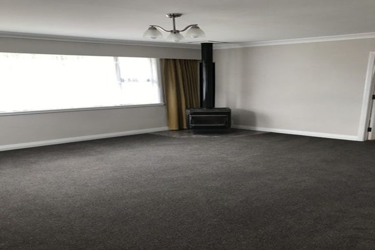 Photo of property in 6 Chester Crescent, West End, Palmerston North, 4410