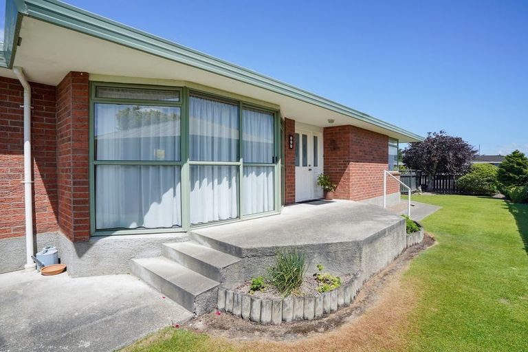 Photo of property in 124 Kildare Drive, Waikiwi, Invercargill, 9810
