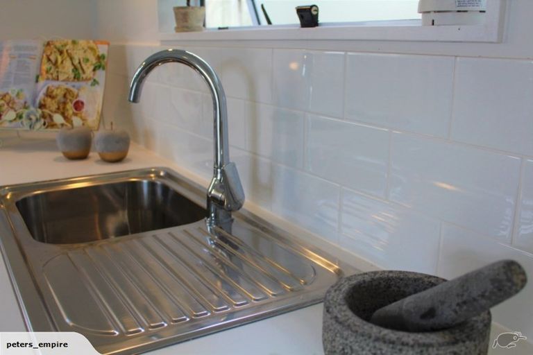 Photo of property in 3/60 Roberton Road, Avondale, Auckland, 1026