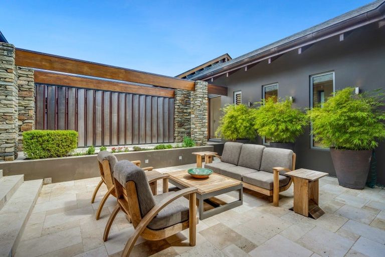 Photo of property in 42 Porterfield Road, Whitford, Howick, 2571