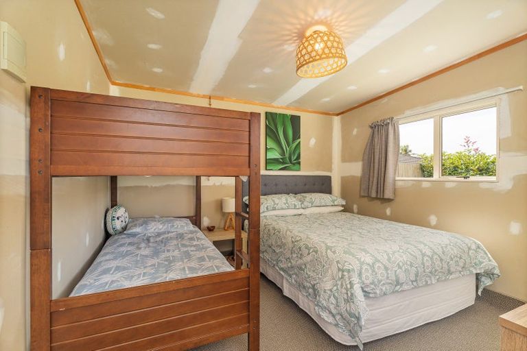 Photo of property in 26 Wells Place, Whitianga, 3510