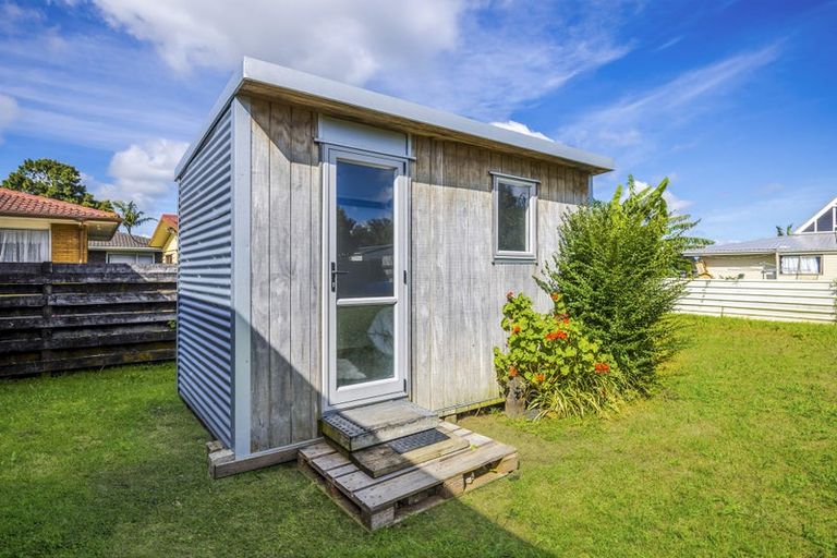 Photo of property in 23 John Walker Drive, Manurewa, Auckland, 2102