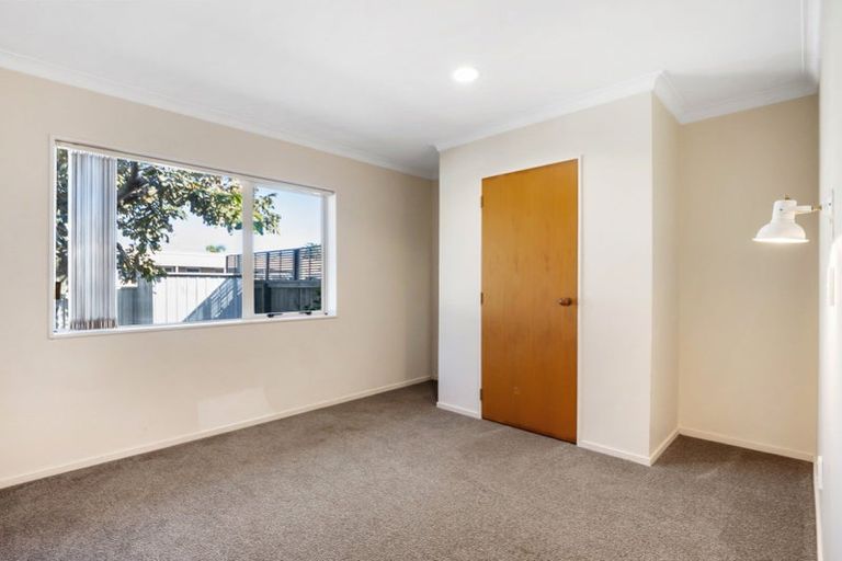 Photo of property in 1/56 Pitau Road, Mount Maunganui, 3116