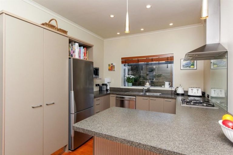 Photo of property in 145 Clawton Street, Westown, New Plymouth, 4310