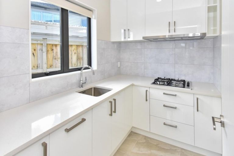 Photo of property in 25 Drumbuoy Drive, Flat Bush, Auckland, 2019