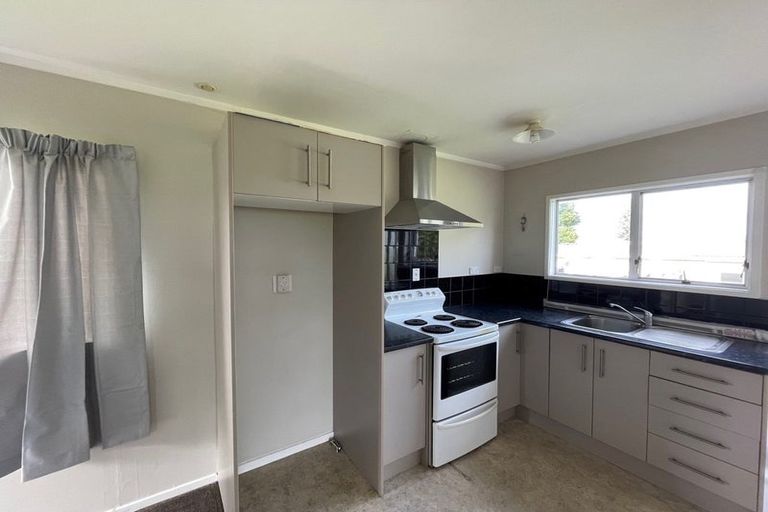 Photo of property in 15 Fleming Street, Manurewa East, Auckland, 2102