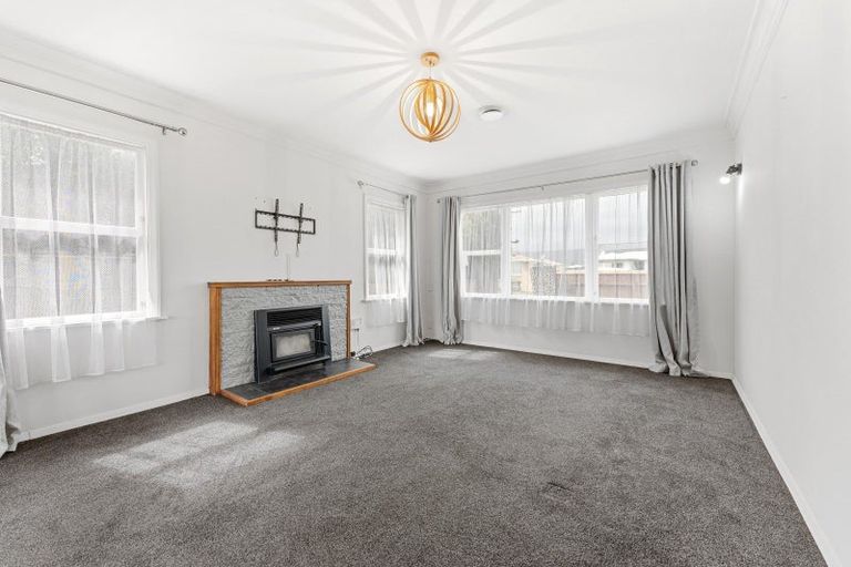 Photo of property in 3 Cobham Street, Levin, 5510