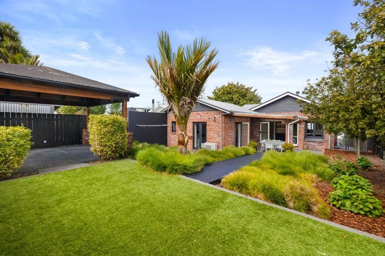 Photo of property in 20 Wallace Place, Westown, New Plymouth, 4310