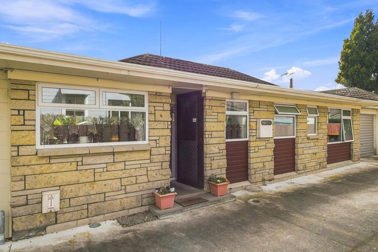 Photo of property in 11b Bowen Street, Cambridge, 3434