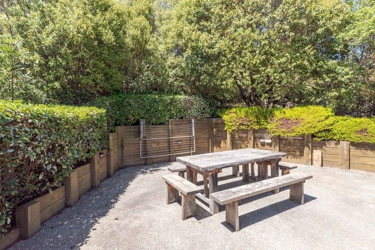 Photo of property in 15 Bayview Crescent, Duvauchelle, 7581