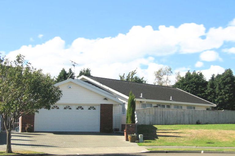 Photo of property in 21 Comeskey Grove, Elderslea, Upper Hutt, 5018