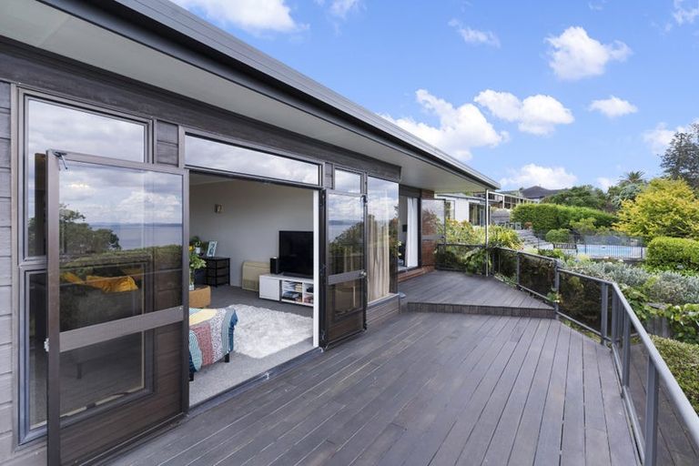 Photo of property in 146 Pacific Parade, Army Bay, Whangaparaoa, 0930
