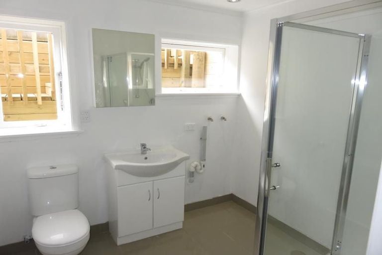 Photo of property in 31 Helston Road, Johnsonville, Wellington, 6037