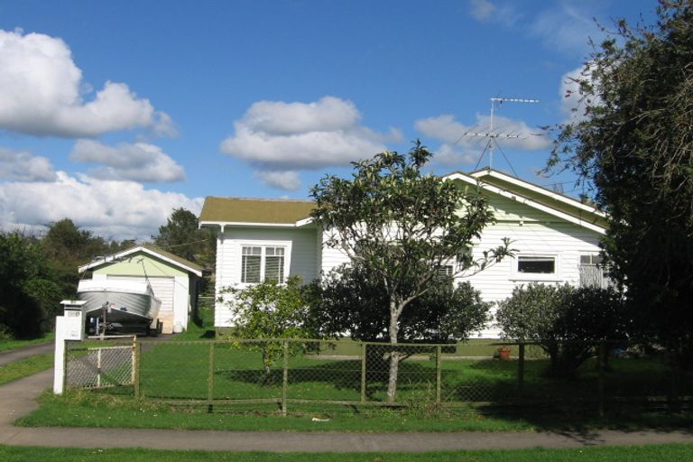 Photo of property in 111 Second View Avenue, Beachlands, Auckland, 2018