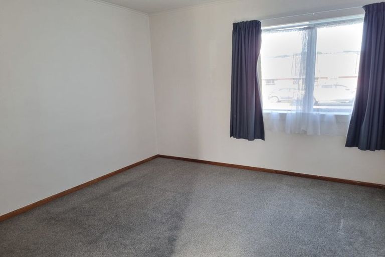 Photo of property in 1 Mana Avenue, Titahi Bay, Porirua, 5022