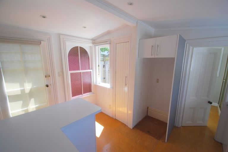 Photo of property in 8 Saint Mary Street, Thorndon, Wellington, 6011