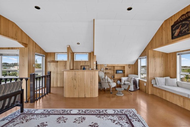 Photo of property in 49 Charles Street, Westshore, Napier, 4110