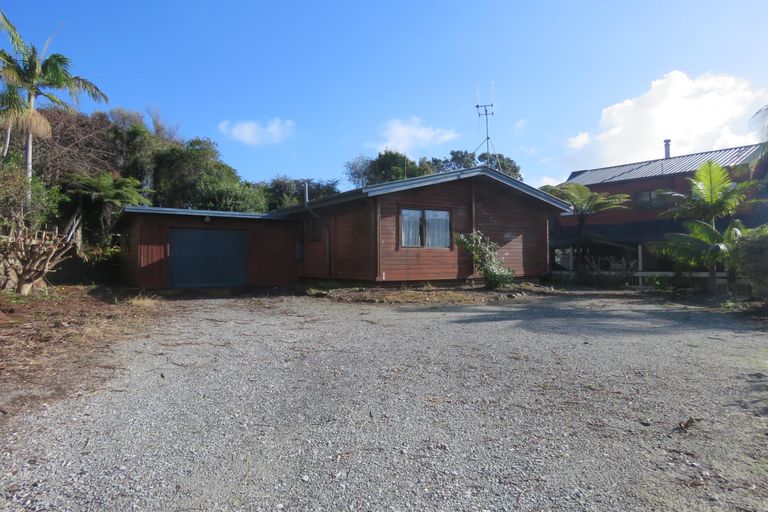 Photo of property in 51 Stratford Drive, Cable Bay, 0420