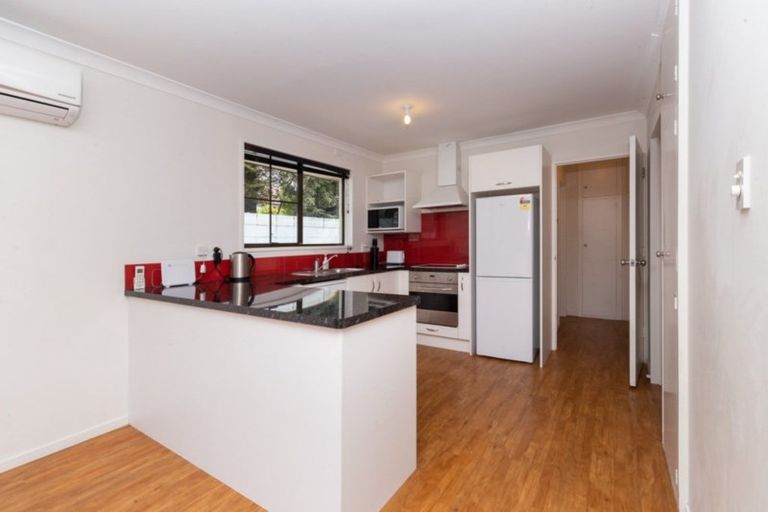 Photo of property in 1/10 Parklands Drive, Huntsbury, Christchurch, 8022