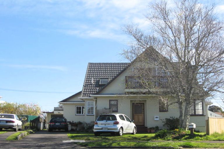 Photo of property in 13 Clovelly Street, Brooklands, New Plymouth, 4310