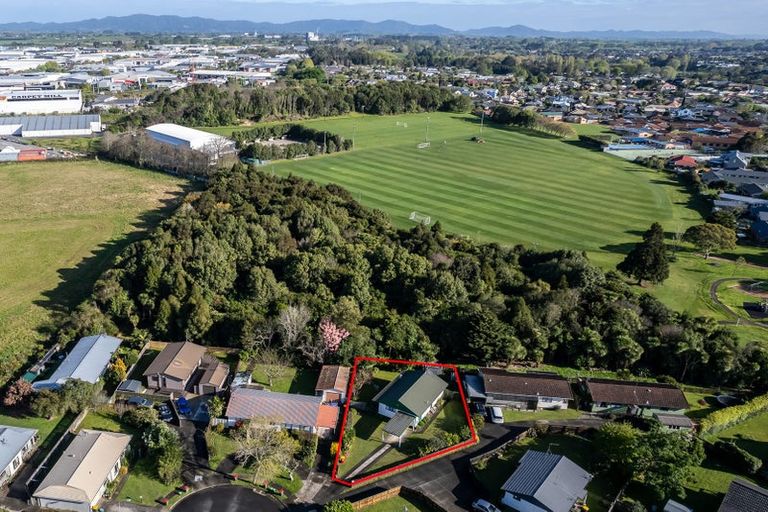 Photo of property in 14 Sequoia Place, Pukete, Hamilton, 3200