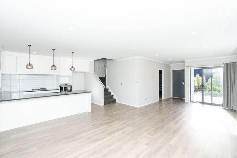 Photo of property in 10/15 Onukutara Place, Huntington, Hamilton, 3281