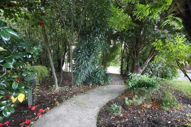 Photo of property in 10 Aitken Street, Bulls, 4818