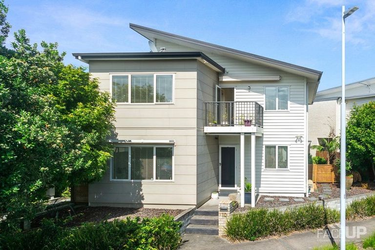 Photo of property in 10 Toheroa Street, Hobsonville, Auckland, 0616