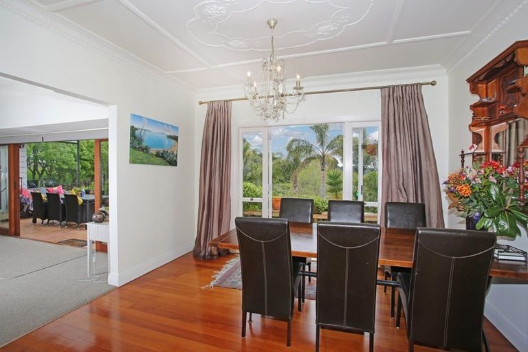Photo of property in 374 Whitford Park Road, Whitford, Manurewa, 2576