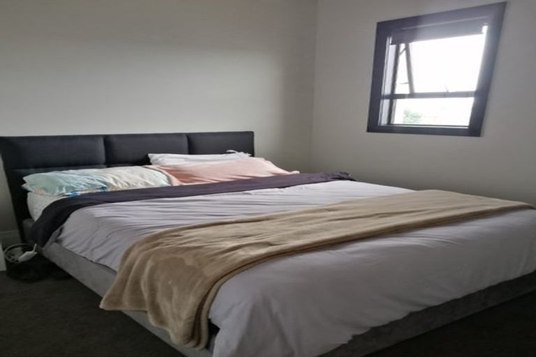 Photo of property in 1/143 Great South Road, Papakura, 2110