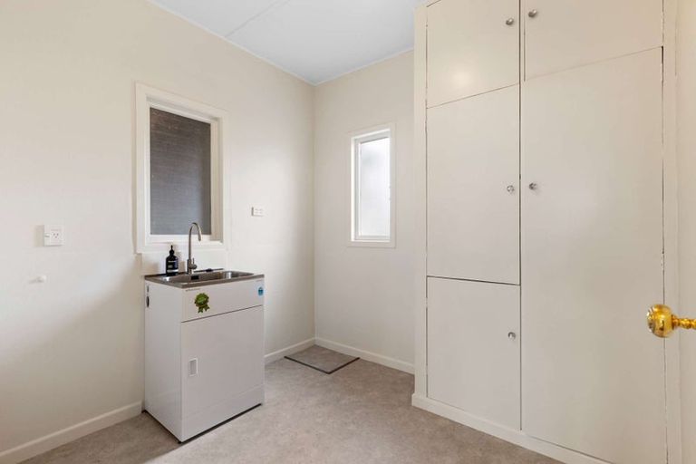 Photo of property in 33 Leith Street, Windsor, Invercargill, 9810