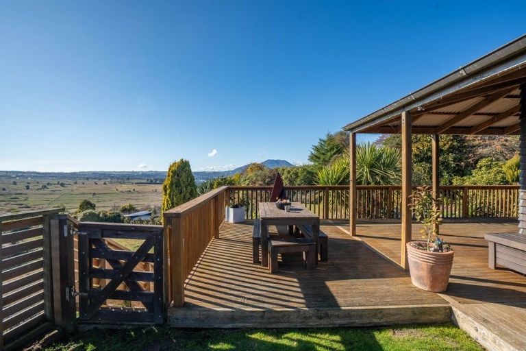 Photo of property in 108 Acacia Heights Drive, Acacia Bay, Taupo, 3385