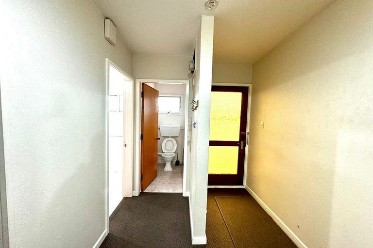 Photo of property in 2/48 Maxwell Street, Riccarton, Christchurch, 8041