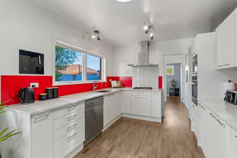 Photo of property in 5 Snell Avenue, Papakura, 2110