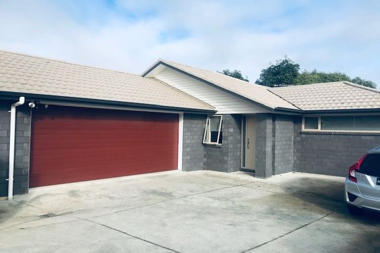 Photo of property in 8 Rooseville Mews, Pukekohe, 2120