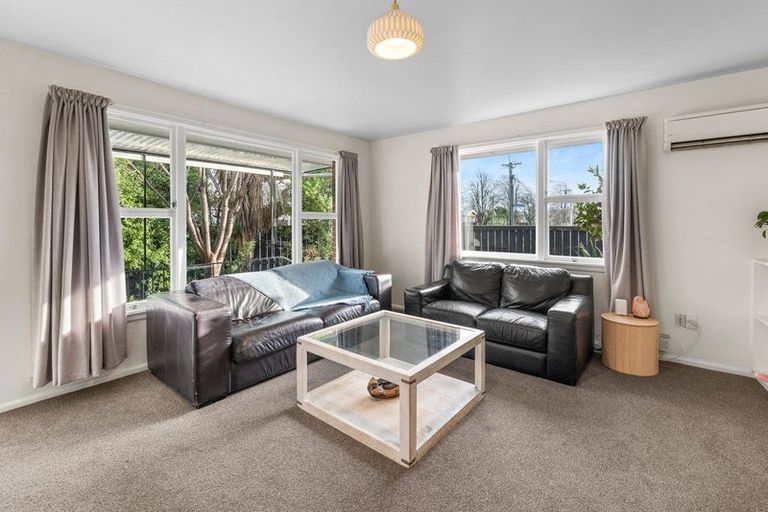 Photo of property in 178 Centaurus Road, Saint Martins, Christchurch, 8022